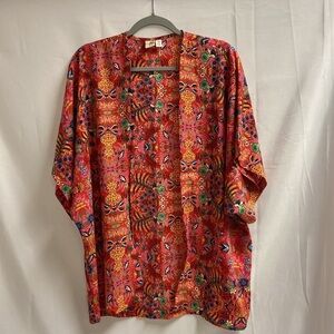 Francesca's Collections Floral Open Front Short Kimono Red Pink Size Medium